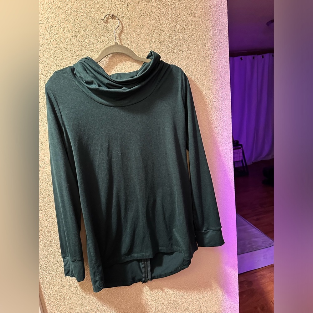 Marika Long sleeve athletic shirt